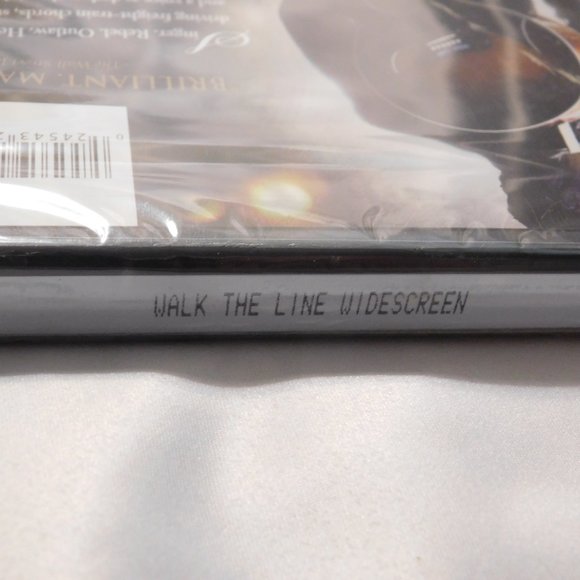 Walk The Line DVD Movie Joaquin Phoenix and Reese Witherspoon Sealed Unopened - Picture 4 of 4